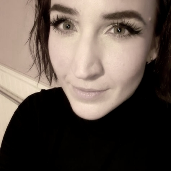 Meet your Posher, Asta - Picture 1 of 1